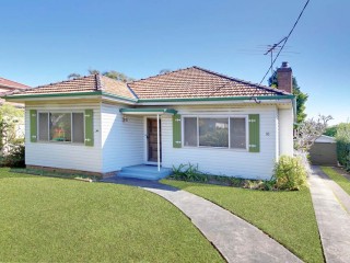 View profile: 1 Minute Walk to Wentworthville Station!