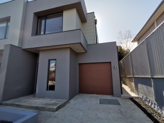 View profile: Massive BRAND NEW Duplex! 4 Bedrooms!