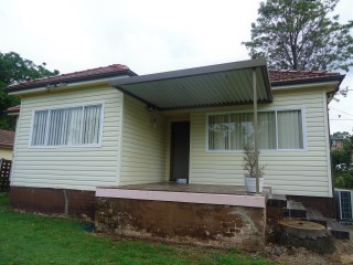 View profile: Gas Cooking and Short Stroll to Station!