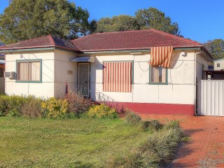 View profile: 3 Bedrooms, 2 Toilets & Dishwasher!