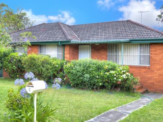 View profile: Short Stroll to Station & Near School