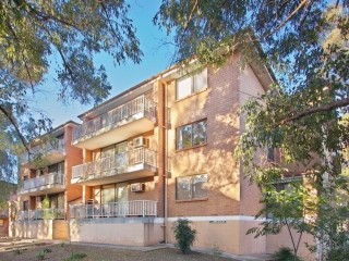 View profile: Walk to Station & Shopping Centre!