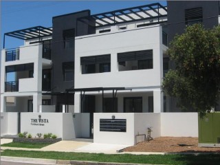 View profile: MODERN 2 BEDROOM UNIT WITH BACK YARD!