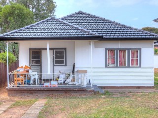 View profile: Bright and Convenient Flat with Floorboards!