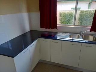 View profile: Outstanding Location- Ten Minutes Walk to Station & Shops!
