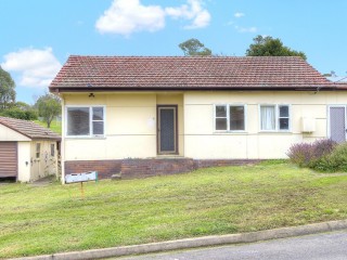 View profile: Huge Block! 22 m Frontage! Two Flats!