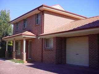 View profile: Three Bedrooms! Walk to Station!