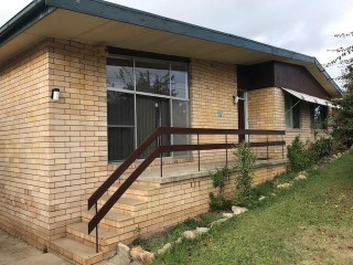 View profile: 4 Bedrooms Plus Study!