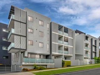 View profile: Stunning Unit with massive wrap around courtyard!