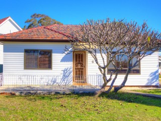 View profile: Spacious Family Home - Great Location!