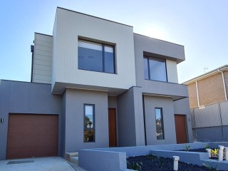 View profile: Massive BRAND NEW Duplex! 4 Bedrooms!