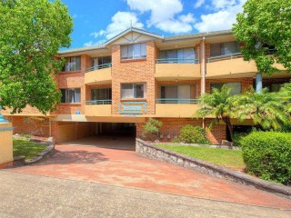 View profile: Fabulous unit in the heart of Wentworthville – boasts location and security!