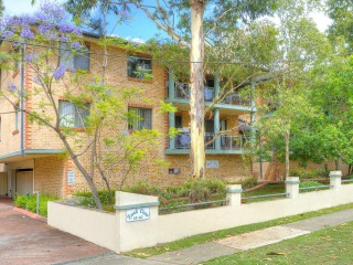 View profile: 3 Bedrooms! 2 Bathrooms! Double Garage!