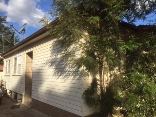 View profile: Positioned in a great location!!