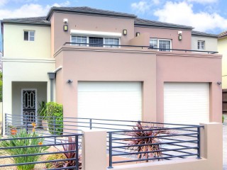 View profile: 4 Bedrooms! 2 Bathrooms!