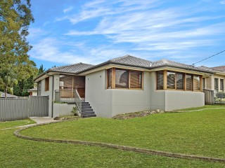 View profile: Impecable, Contemporary & Family Friendly