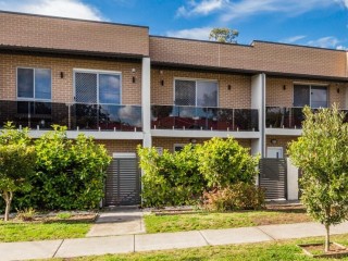 View profile: 3 Bed Townhouse in Girraween School Catchment