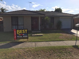 View profile: Lovely 4 bedroom home with ducted air !!