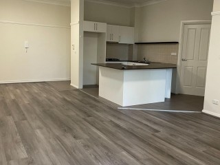 View profile: Modern 2 bedroom Unit