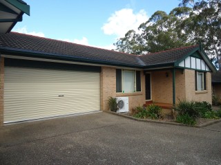 View profile: 3 Bedrooms! Walk to Station!