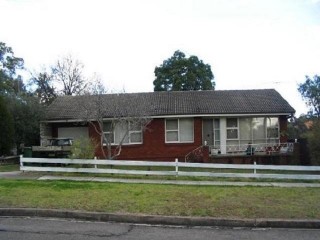 View profile: Freshly painted Three Bedroom Family Home