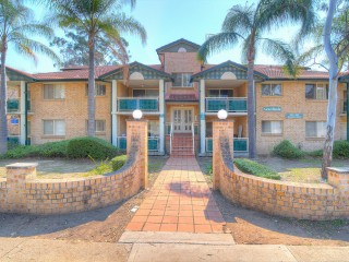 View profile: Great Price, Great Location, Great Unit!