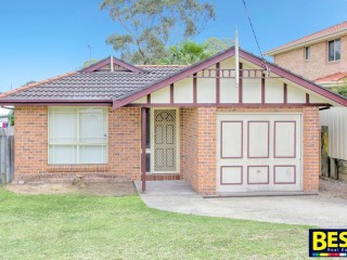 View profile: Renovated Throughout & Brand New Ducted Air Conditioning 