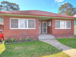 View profile: Cheap & Great Duplex!