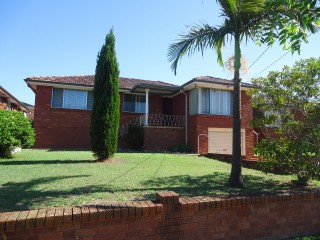 View profile: Air Conditioning & Great Size Backyard