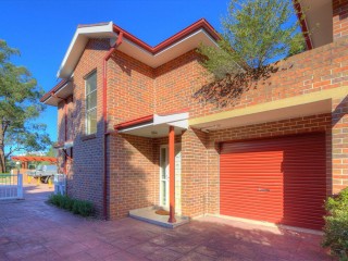 View profile: Stunning Location! Air Conditioning! 2 Toilets!