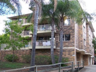 View profile: Perfect location to station and popular school catchment