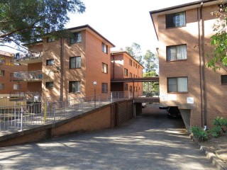View profile: Sun Filled Unit in Prime Location!!