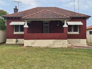 View profile: Large Four Bedroom Home & Walk to Station & Shopping Centre!