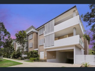 View profile: 3 Bedrooms & Tandem Carspaces.