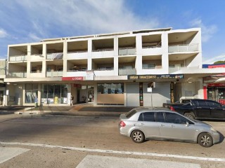 View profile: Walk to Granville Station!! Includes Air-conditioning!