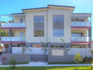 View profile: Stunning BRAND NEW Apartments! Completion in 3 Weeks!