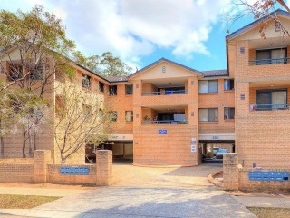 View profile: Walk to Station & Air Conditioned!