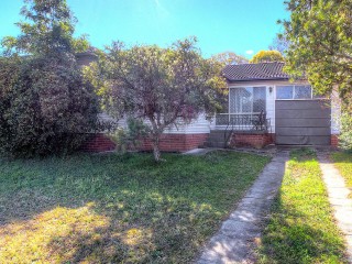 View profile: Air Conditioning & Dishwasher! Walk to Schools & Shops!